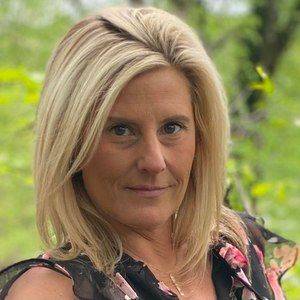 Meet your Posher, Cindy